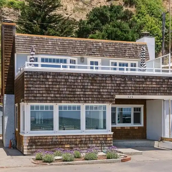 AMAZING BEACHFRONT VALUE