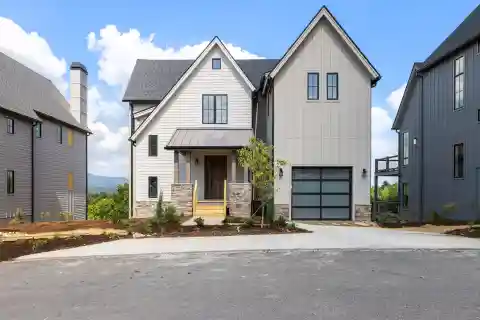 New Construction in the Prestigious Blue Ridge Mountain Club