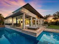 RESORT-LIKE ARCHITECTURAL GRANDEUR