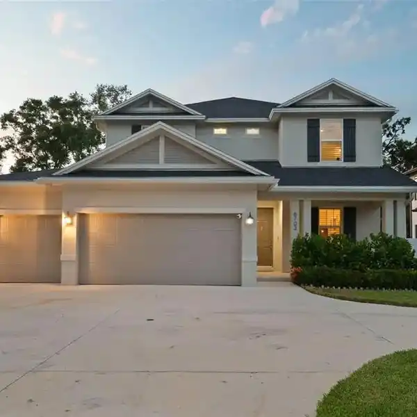 IMPECCABLY BUILT POOL HOME DESIGNED WITH MODERN LUXURY