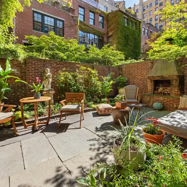 CARNEGIE HILL GARDEN PARADISE