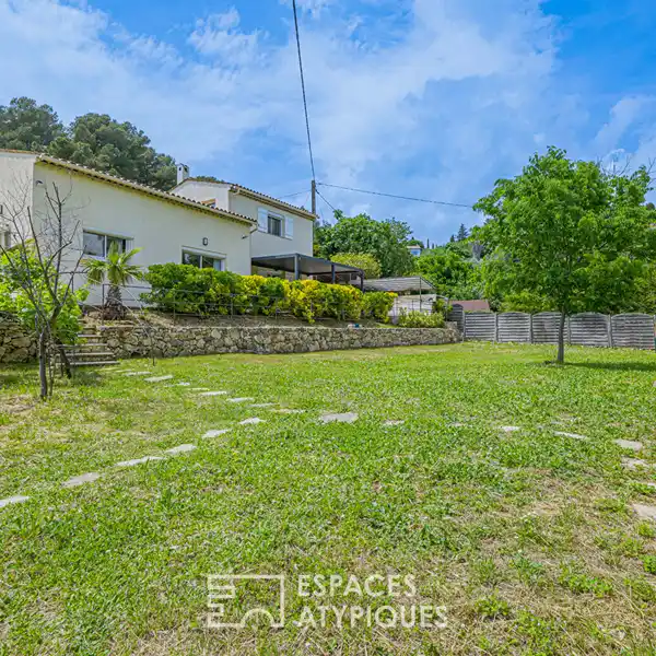 CHARMING FULLY RENOVATED HOME