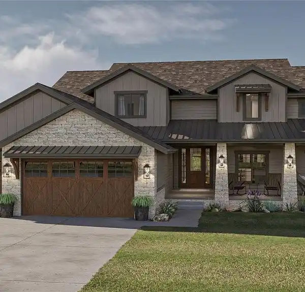 GORGEOUS CRAFTSMAN-STYLE HOME ON 3.62 ACRES