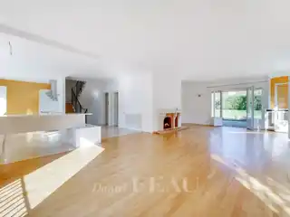 Spacious Home in a Green Garden Setting