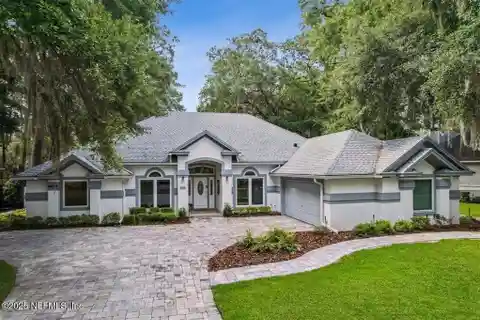 Remodeled Island Retreat by the Beach