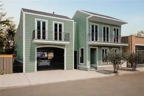 Modern Luxury in Vibrant Bywater
