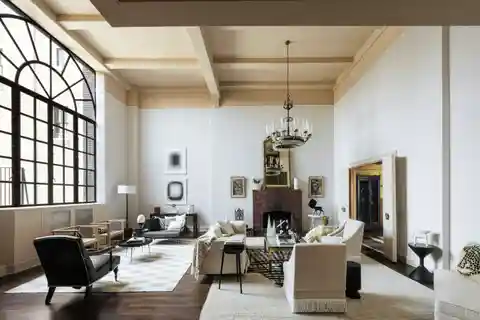 Grand Artist Loft