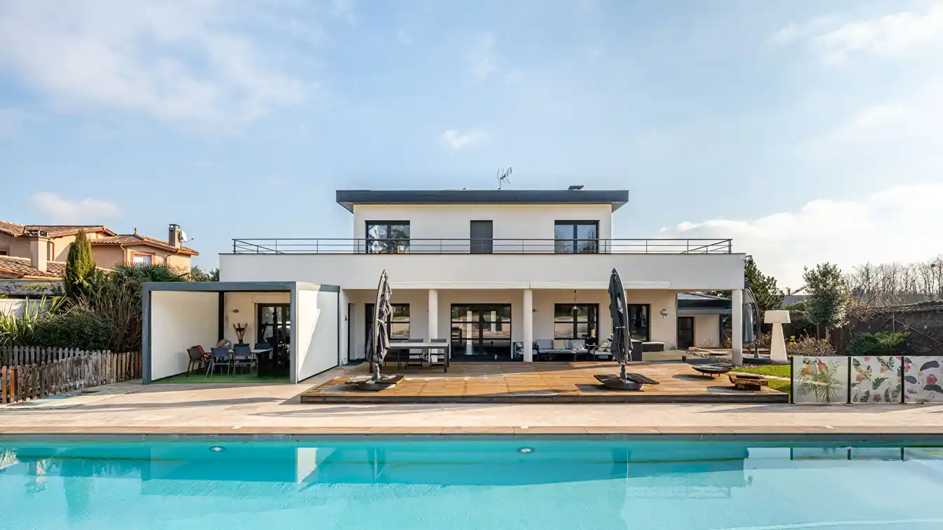 High-end Architect-designed Home