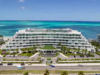 Oversized One-Bedroom Unit at Goldwynn Resort