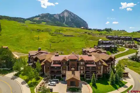 Premier Ski-In/ski-Out Luxury Condominium Property