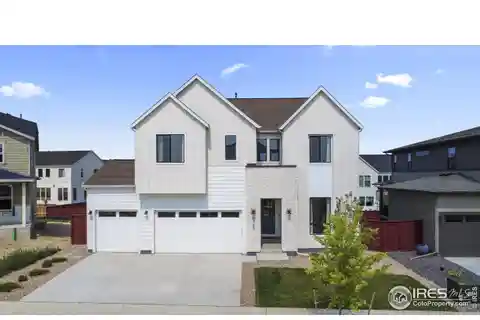 Luxury and Convenience in Raindance