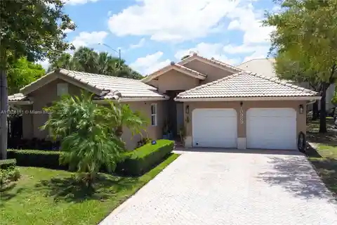 Spacious Single-Story Home Near Lakes