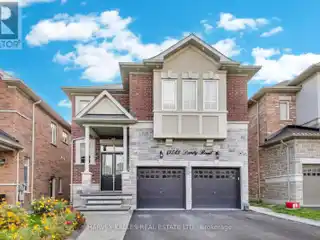 Modern Georgetown Retreat with Open Layout and Designer Finishes