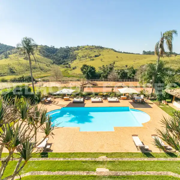 BOUTIQUE FARM OF 37 HECTARES