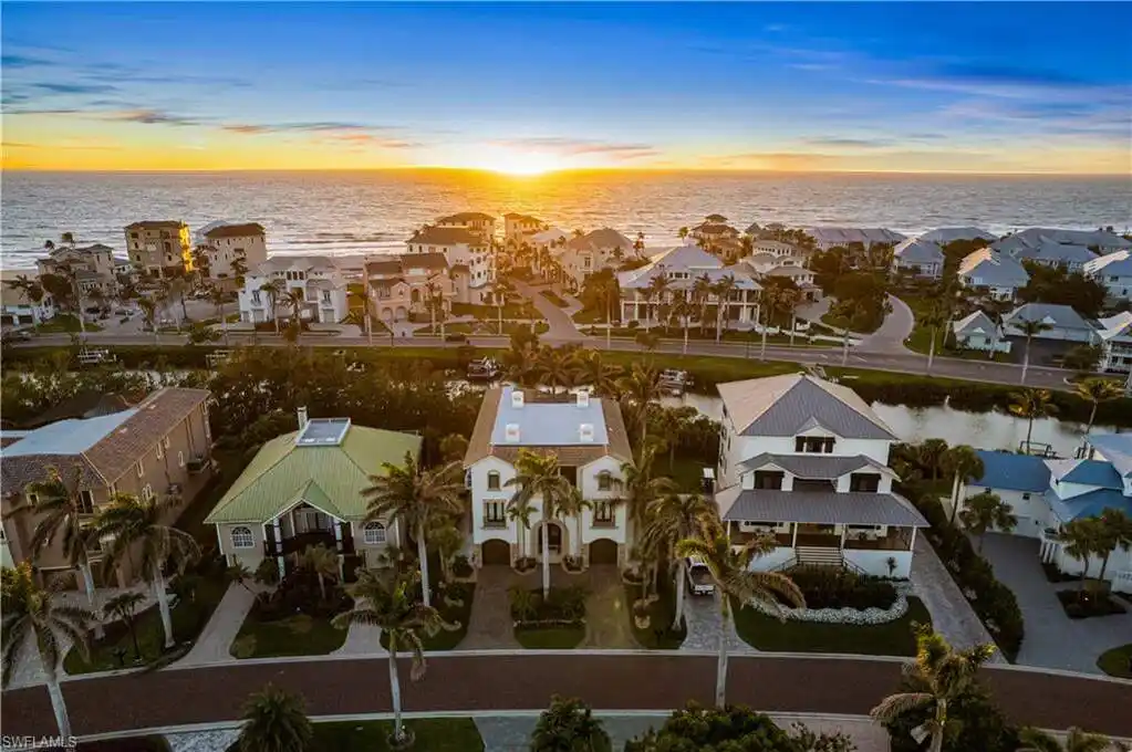 Renovated Coastal Contemporary Gulf-access Estate