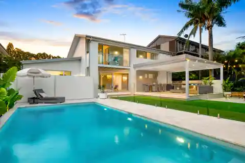 Prestigious Collaroy Plateau Residence