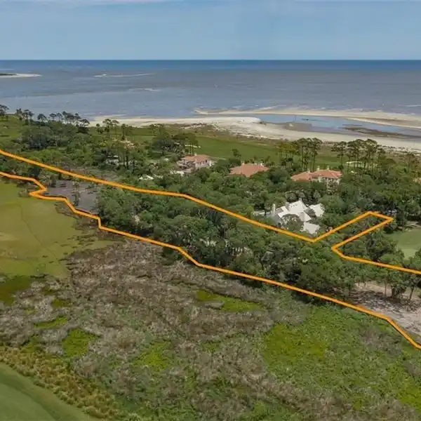 UNIQUE OPPORTUNITY IN OCEAN FOREST
