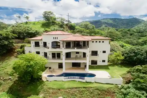 Casa De La Promesa