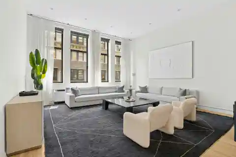 Spectacular Loft with Premier Amenities and Views