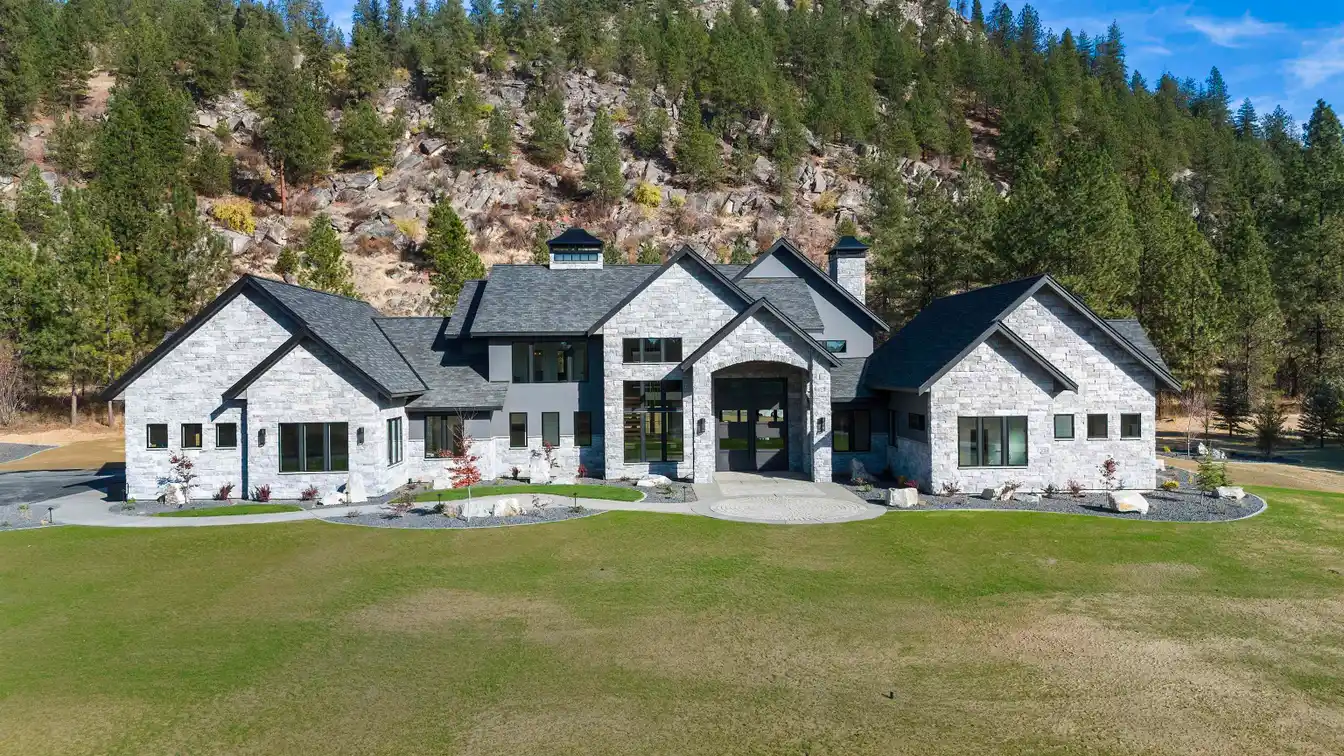 Modern Masterpiece on 20 Acres