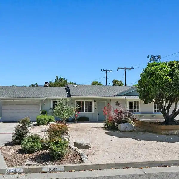 STUNNING FULLY RENOVATED HOME