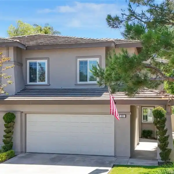 BEAUTIFULLY UPGRADED HOME