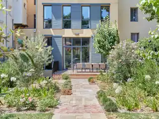 Elegant Property in a Beautiful Garden Setting