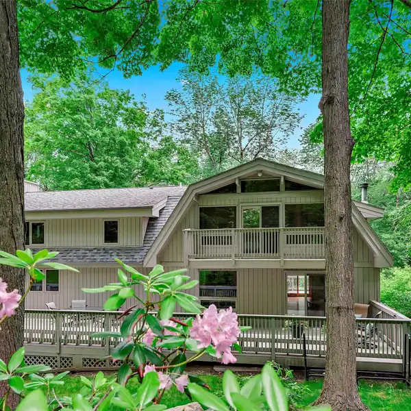 NEARLY 18-ACRE SERENE SANCTUARY