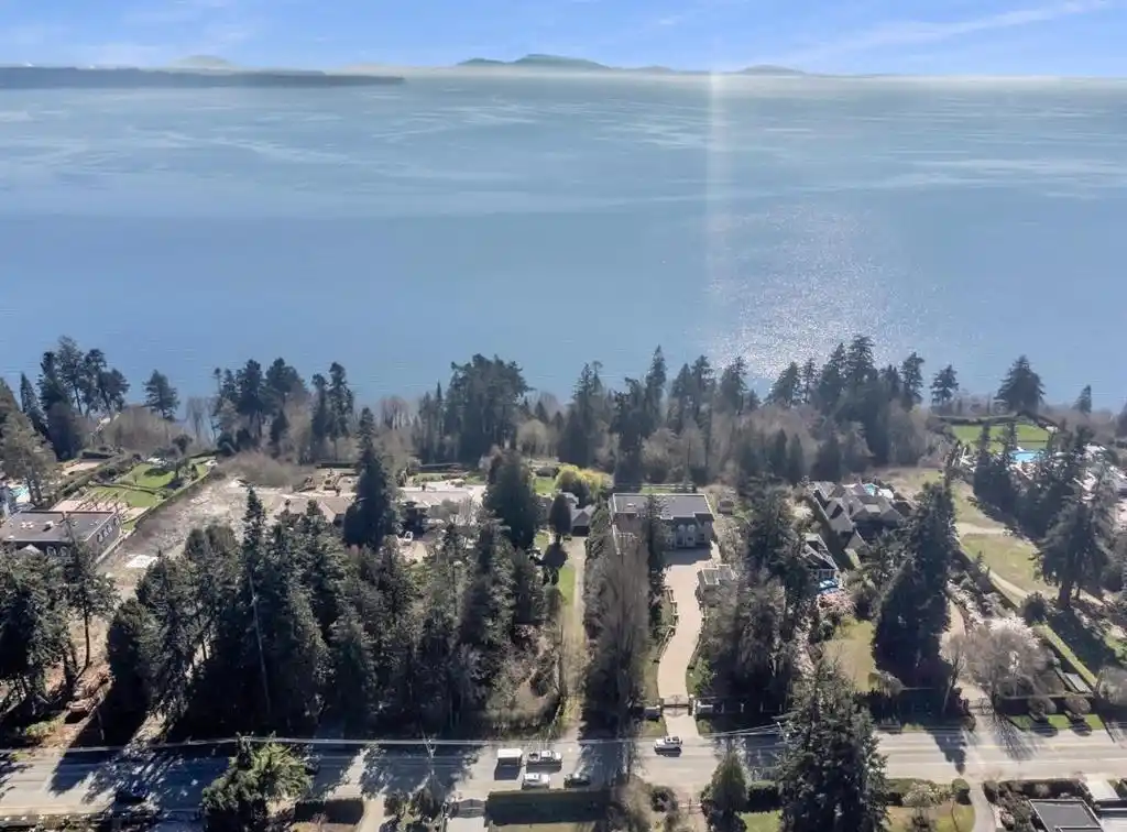 Prestigious Waterfront Estate Property