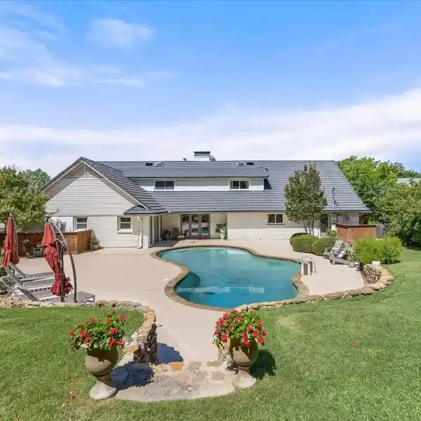 EXCEPTIONAL HOME IN THE HEART OF RIDGLEA HILLS