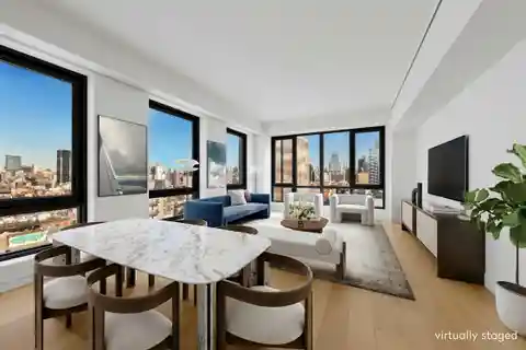 Spacious Two Bedroom Flat
