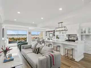 Entertainer’s Riverside Townhouse with Corian Kitchen and Bbq