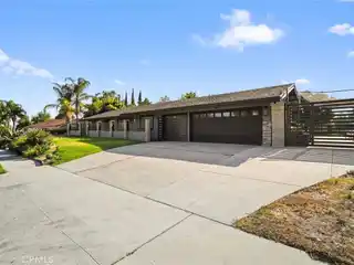 Picture-Perfect Modern Estate