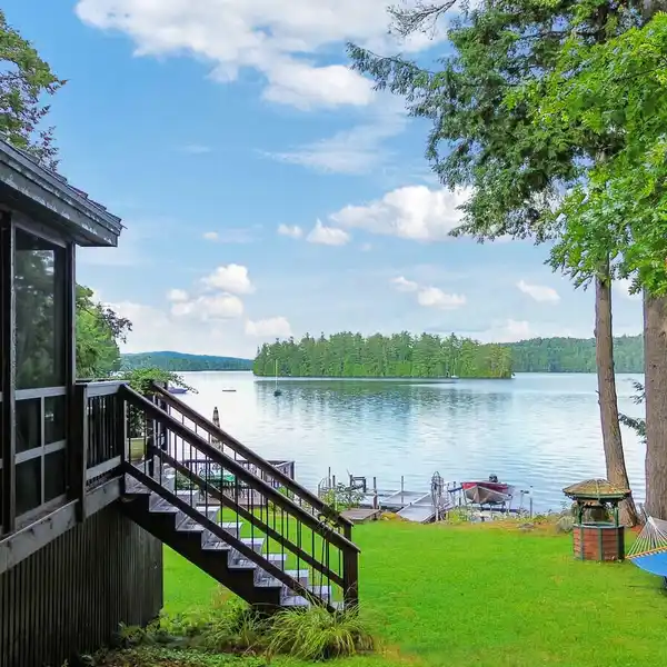 TRANQUILITY ON A PREMIER LAKE