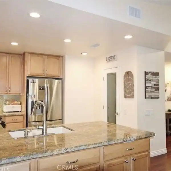 WELL-MAINTAINED SINGLE-STORY HOME IN THE HILLS OF YORBA LINDA