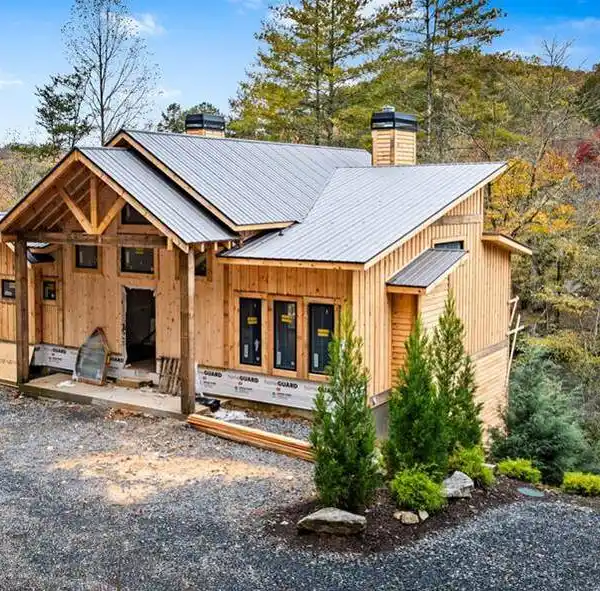 LUXURIOUS RIVER LIVING EXPERIENCE