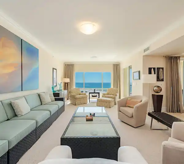 FABULOUS BEACHFRONT RESIDENCE IN THE MADEIRA