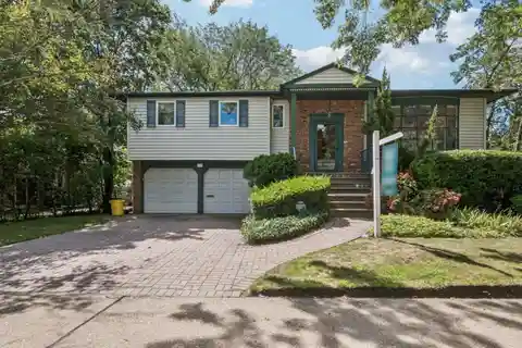 Lovely Home on Oversized Property