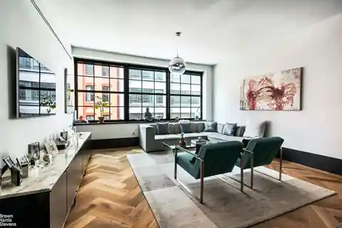 Spacious Loft with a Great Layout