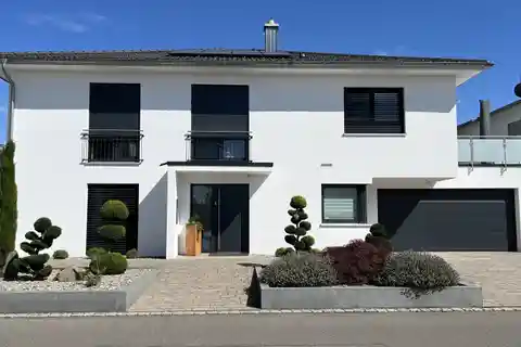 Impressive Property in Desirable Location