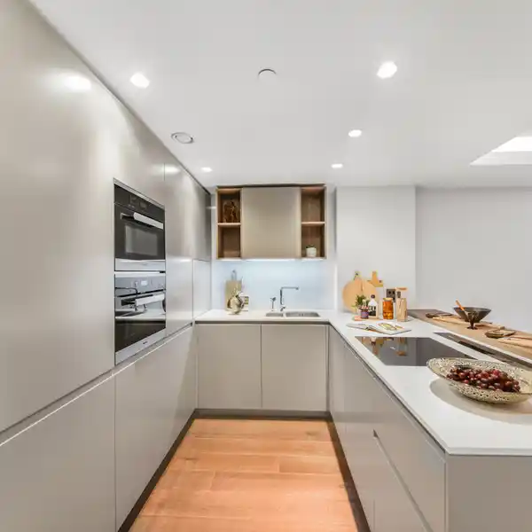 OPEN PLAN TWO BEDROOM APARTMENT AT PADDINGTON GARDENS