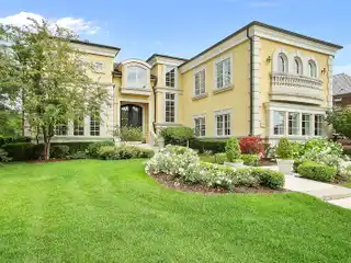 Renaissance-Style Villa Overlooking the Glen Club Golf Course