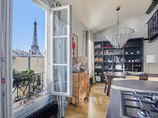 Split-Level with Iconic Eiffel Views