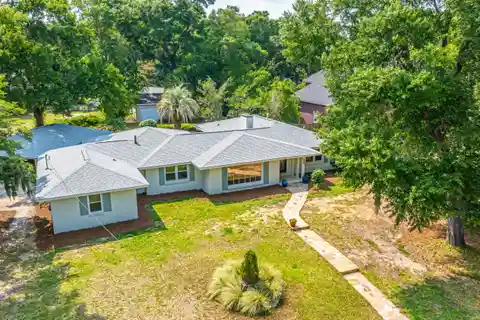 Great Opportunity in Fort Johnson Estates