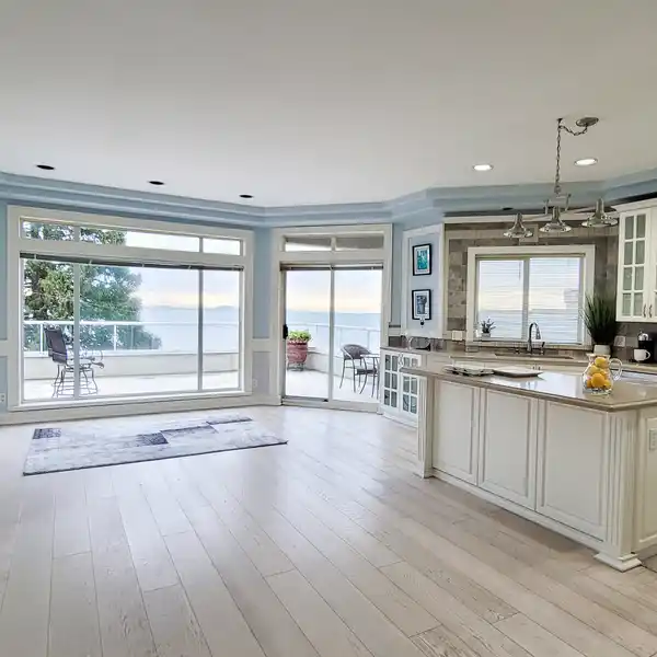 OCEAN-VIEW ELEGANCE