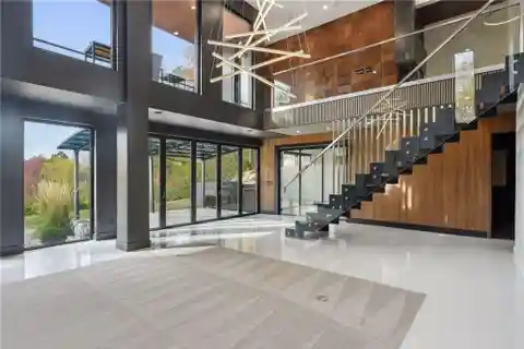 Exquisite Contemporary Home Overlooking Lake Emily