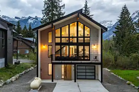 Luxury Mountain Retreat