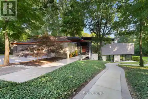 Modern Bungalow Estate on Enchanting Property