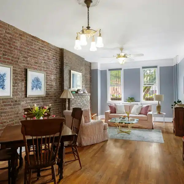 TRANQUIL SETTING IN THE HEART OF PARK SLOPE
