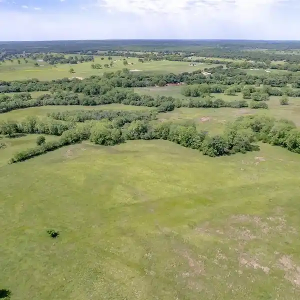 PRIVATE SLICE OF COUNTRY PARADISE